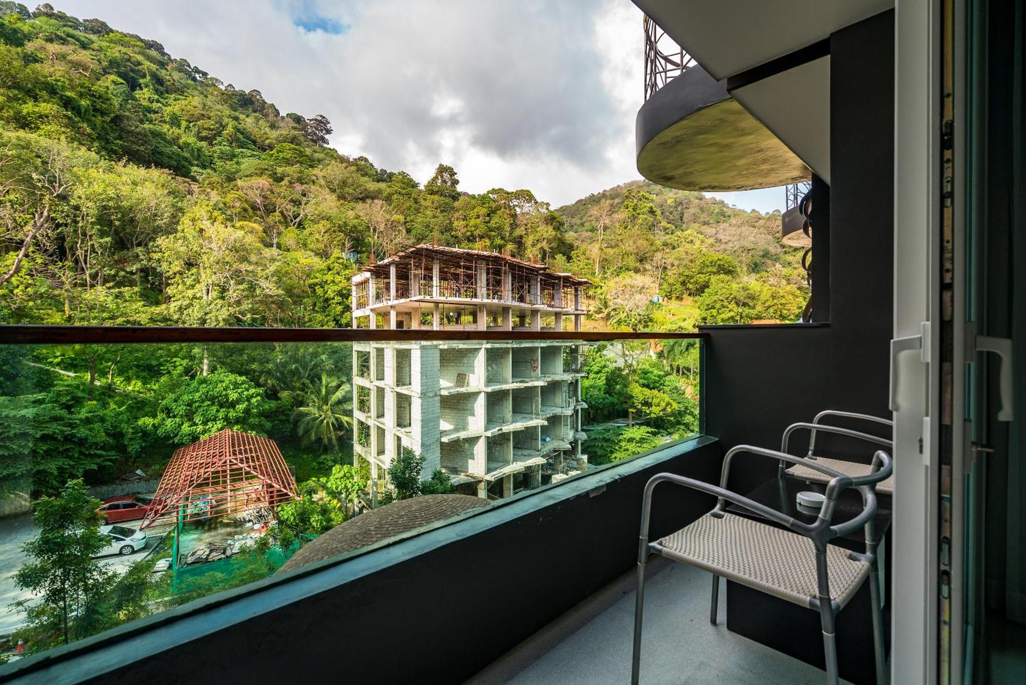 Emerald Terrace Apartments By Lofty Patong Exteriér fotografie